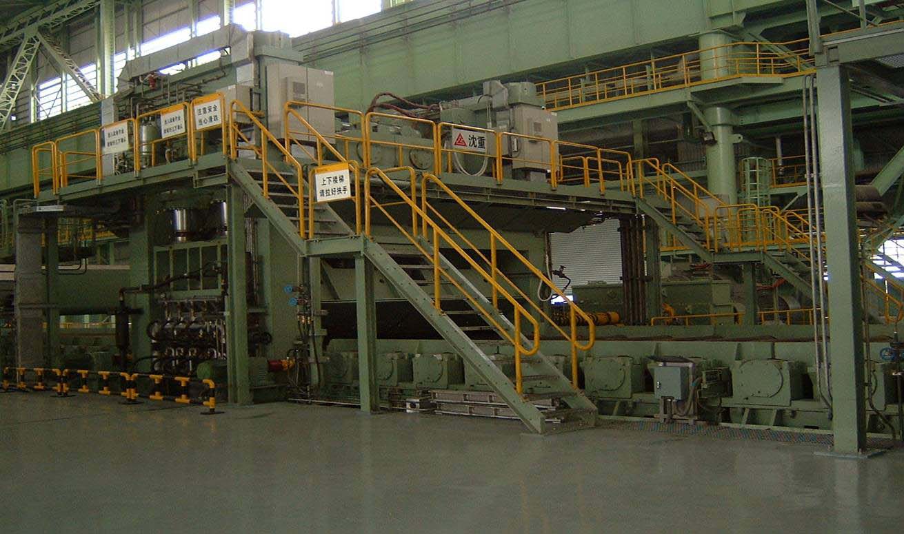 Heavy-Duty Hydraulic Straightener